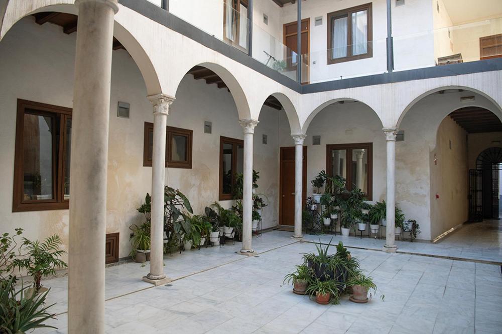 Casa Palacio Bustos Tavera Siviglia Esterno foto