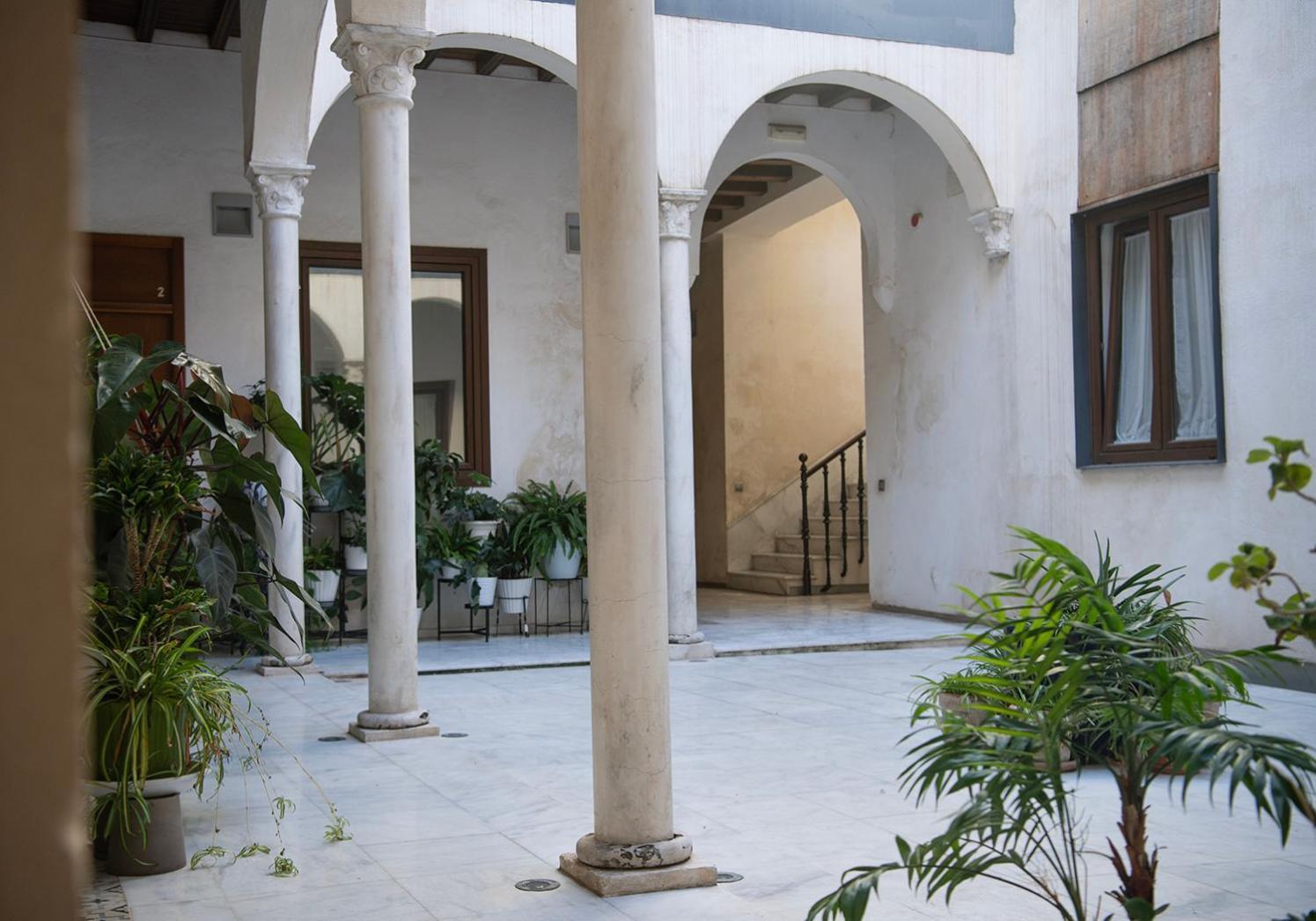 Casa Palacio Bustos Tavera Siviglia Esterno foto